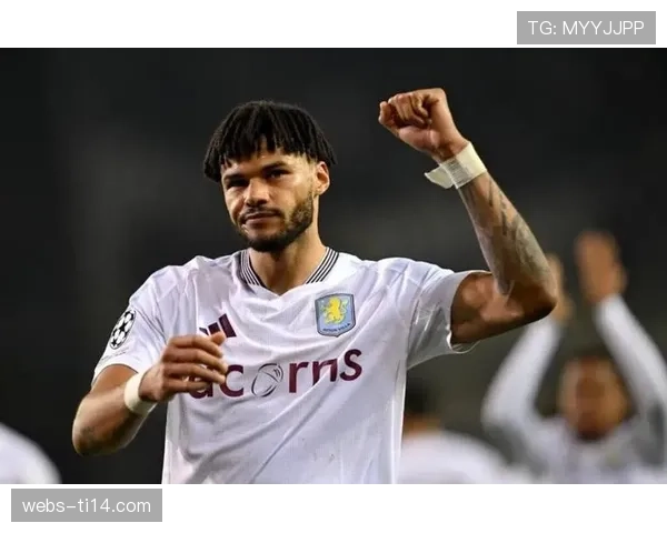 特写：逆境中的队长：专访阿斯顿维拉后卫明斯，谈重伤复出后的心路历程